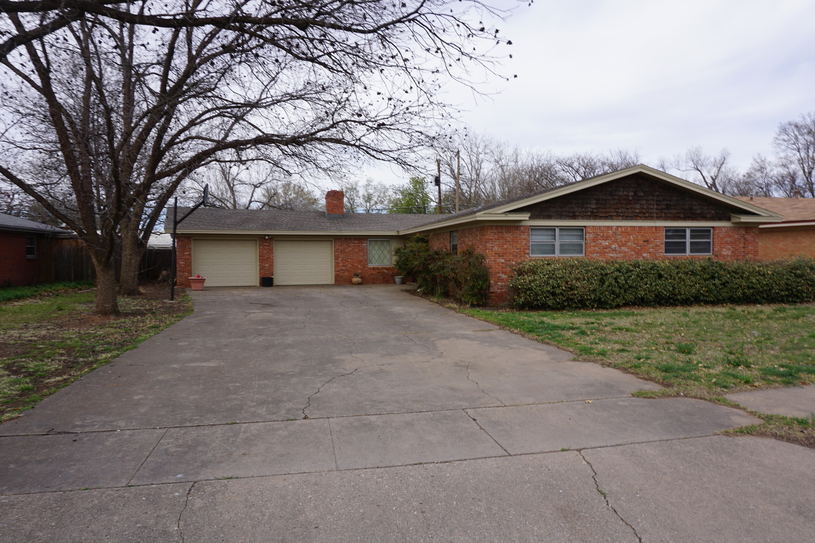 LUBBOCK House: 3018 68th