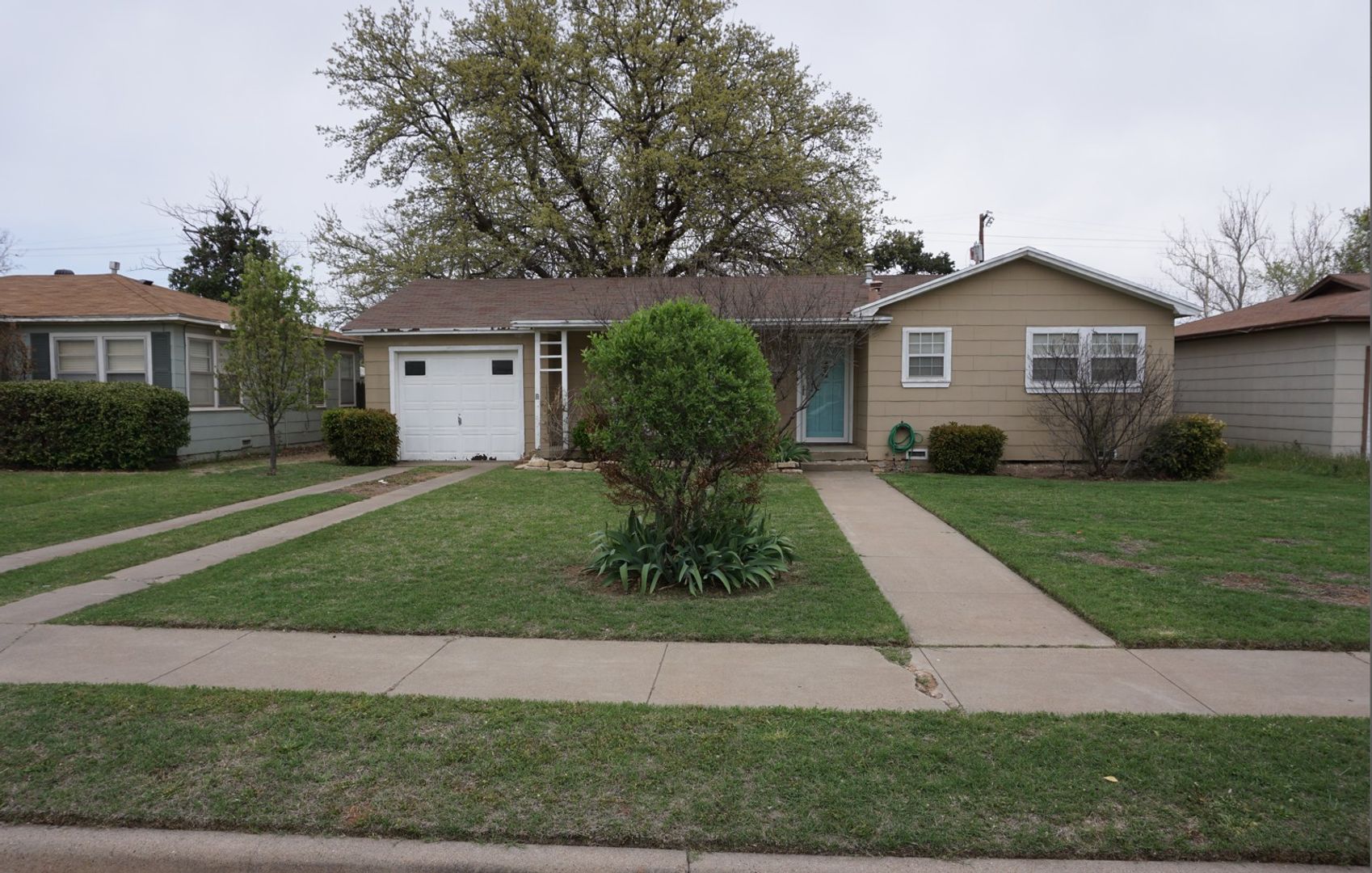 Lubbock House: 3008 47th