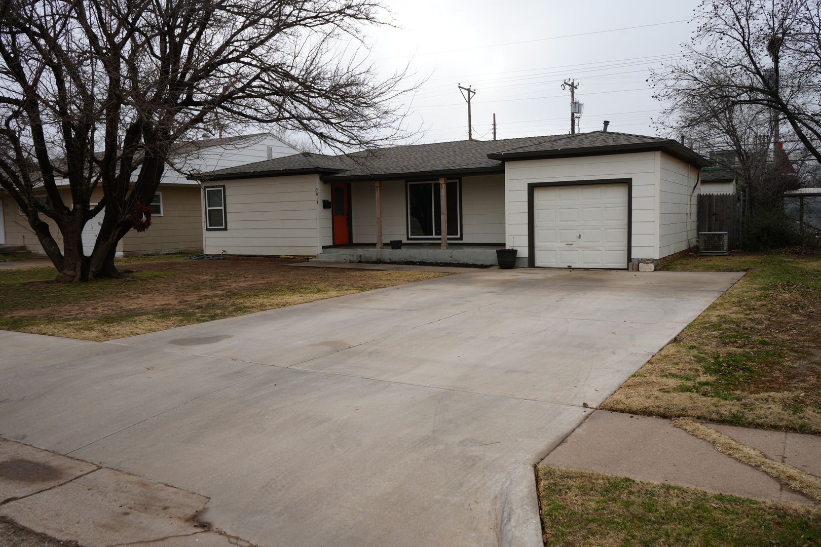Lubbock House: 3813 33rd