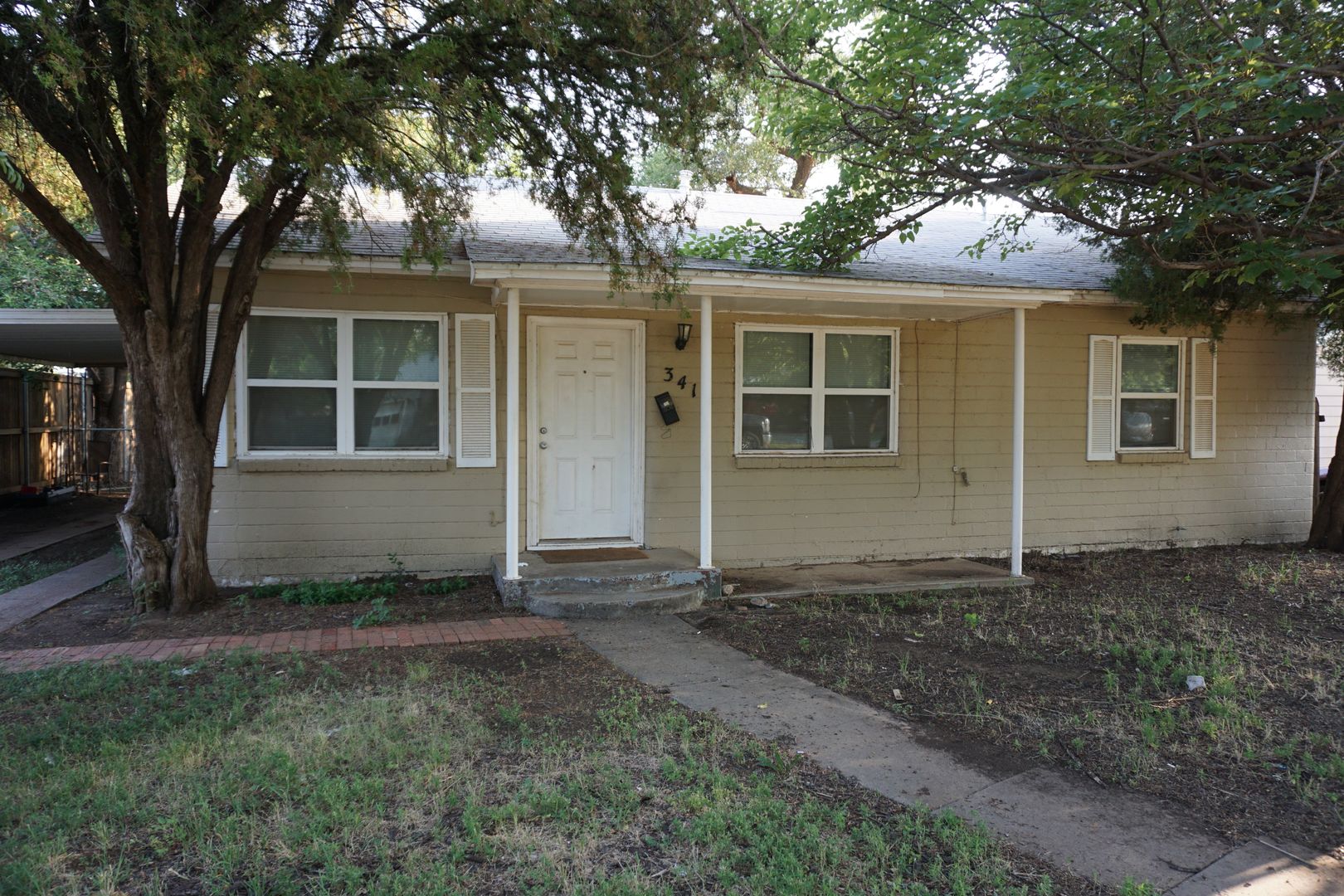 Lubbock House: 3418 25th
