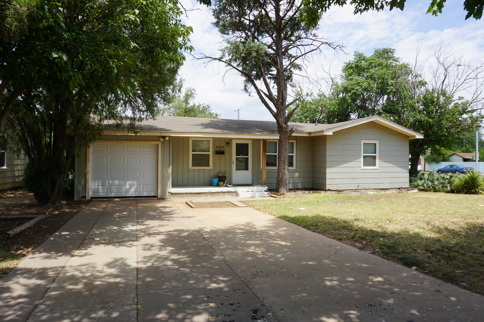 Lubbock House: 3404 31st