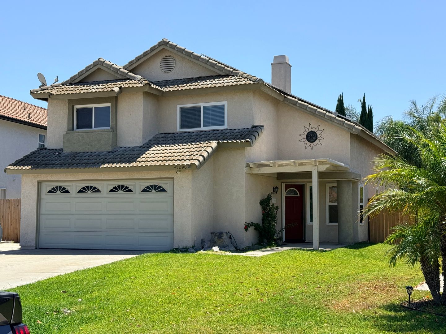 Temecula House: 45290 Esplendor Ct