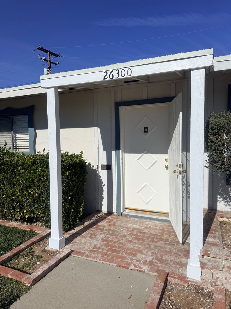 Menifee Condo: 26300 Cherry Hills Blvd