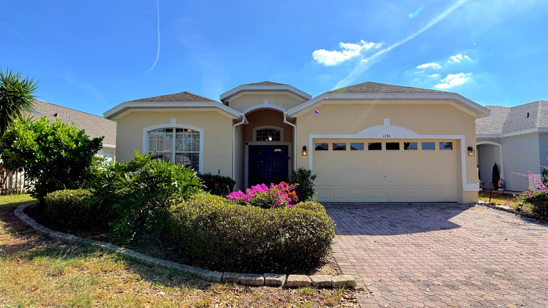 Davenport House: 1131 N Hampton Dr