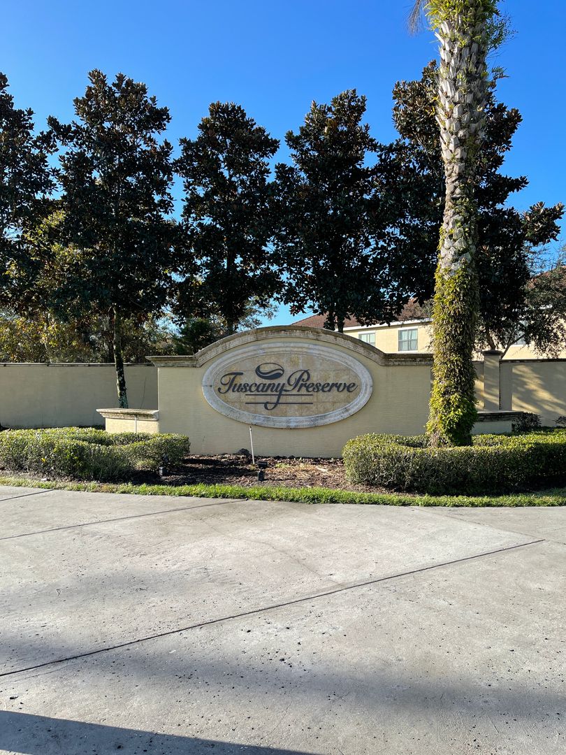 Poinciana Townhome: 1282 Clove Drive