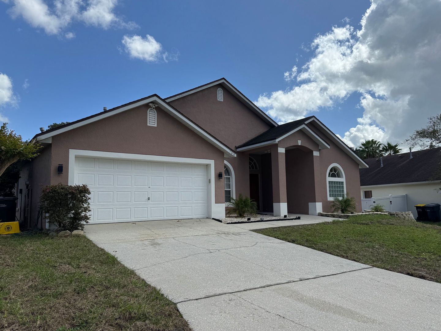 Davenport House: 166 Greeley Loop