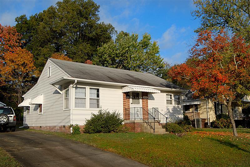 Greensboro House: 1102 Neal Street