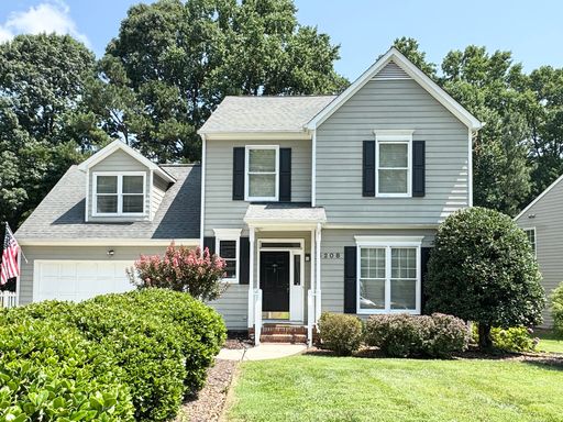 4 Bedroom On Quiet Cul-De-Sac in Adams Farm - Lawn Care Included! – photo 1