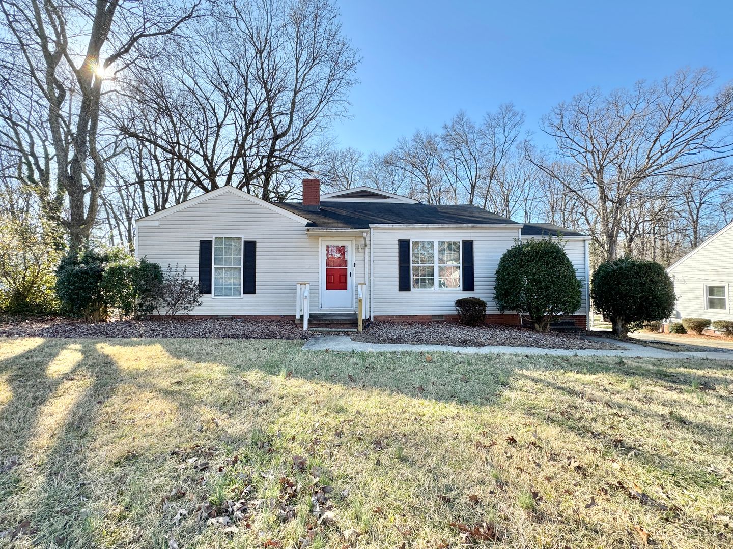 Greensboro House: 2627 Stratford Dr