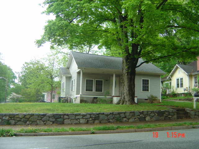 Greensboro House: 1001 Glenwood Avenue