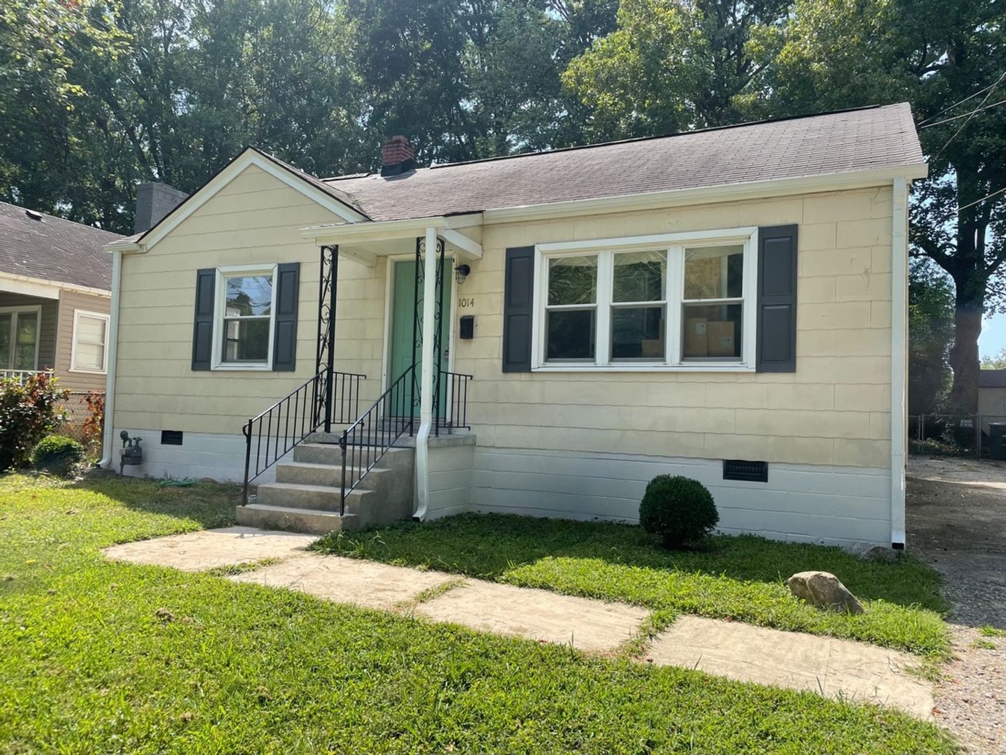Greensboro House: 1014 Portland Street