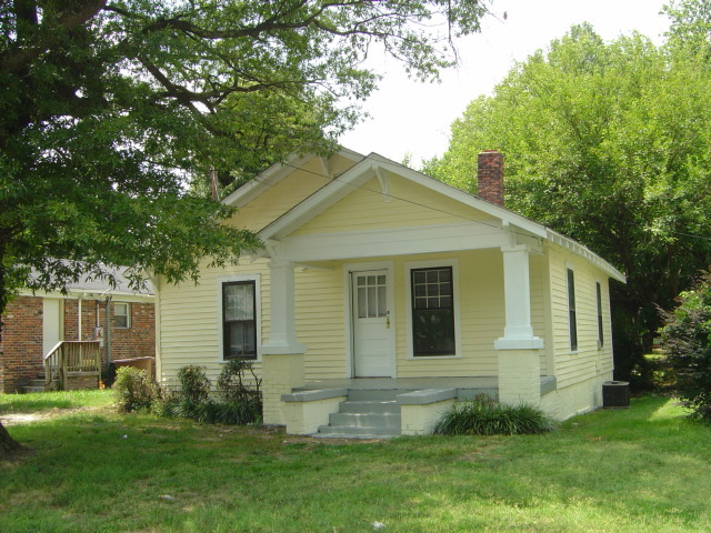 Greensboro House: 129 Poe Street