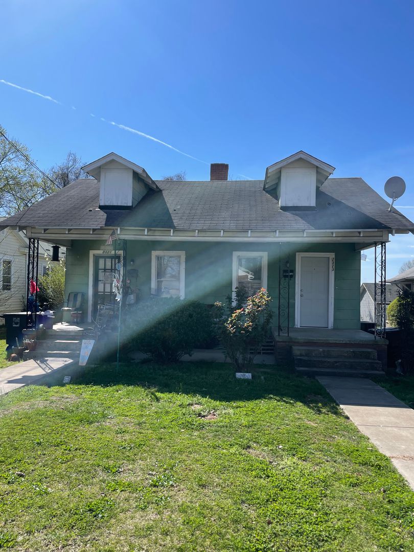 Greensboro House: 2323 Spring Garden Street