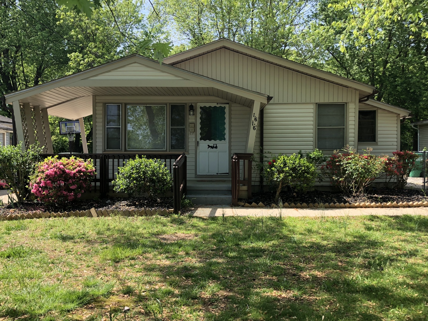 High Point House: 1616 Brockett Ave