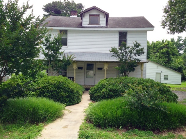 Greensboro Apartment: 1105 McCormick Street