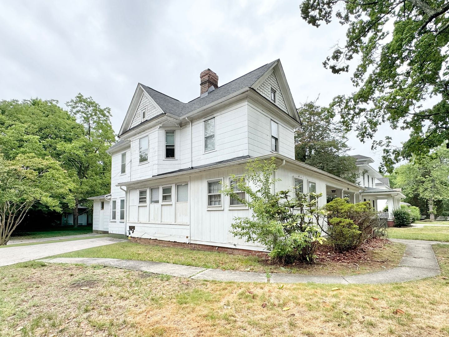 Greensboro House: 322 South Mendenhall Street
