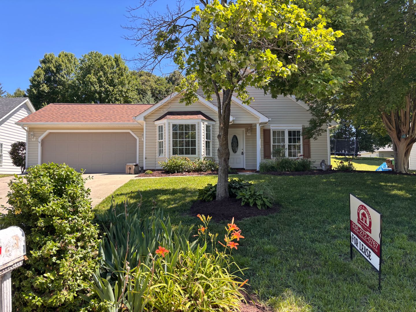 High Point House: 3529 Bent Trace Dr