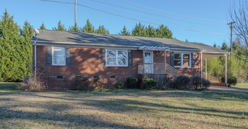 Charming 3-bed, 2-Bath home located in Greensboro NC – photo 1
