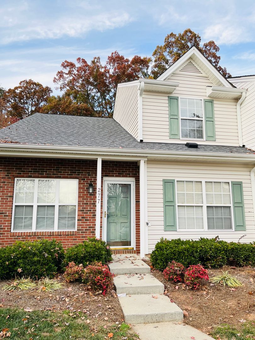 Greensboro Townhome: 277 Malamute Lane