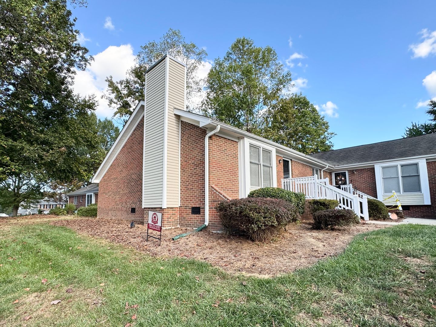 Greensboro House: 5125 Autumncrest Drive