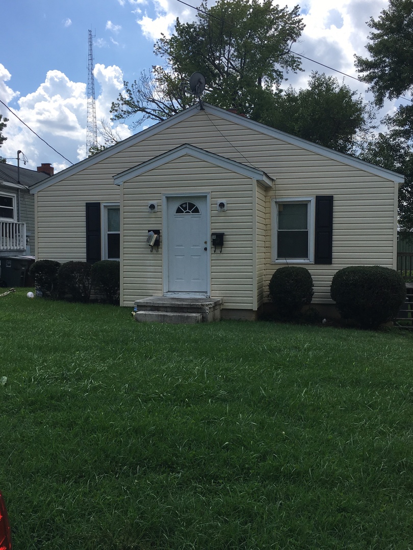 Greensboro House: 716-B Warren Street