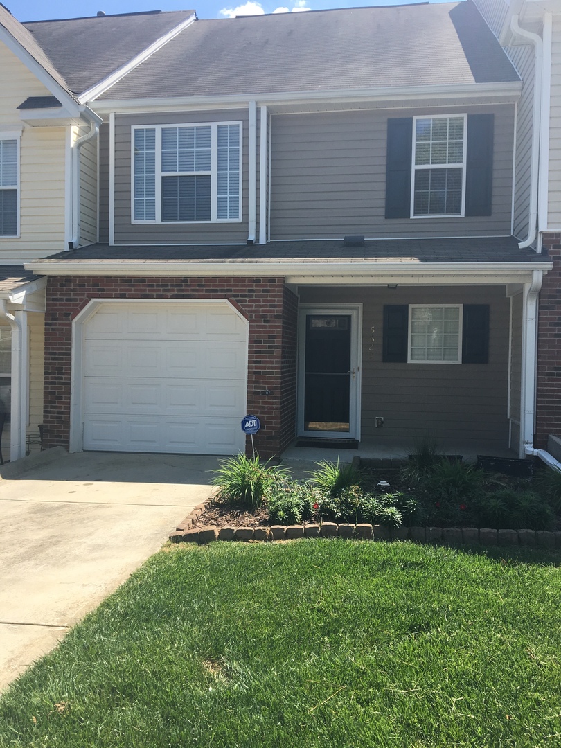 Greensboro House: 5623 Fellowship Drive