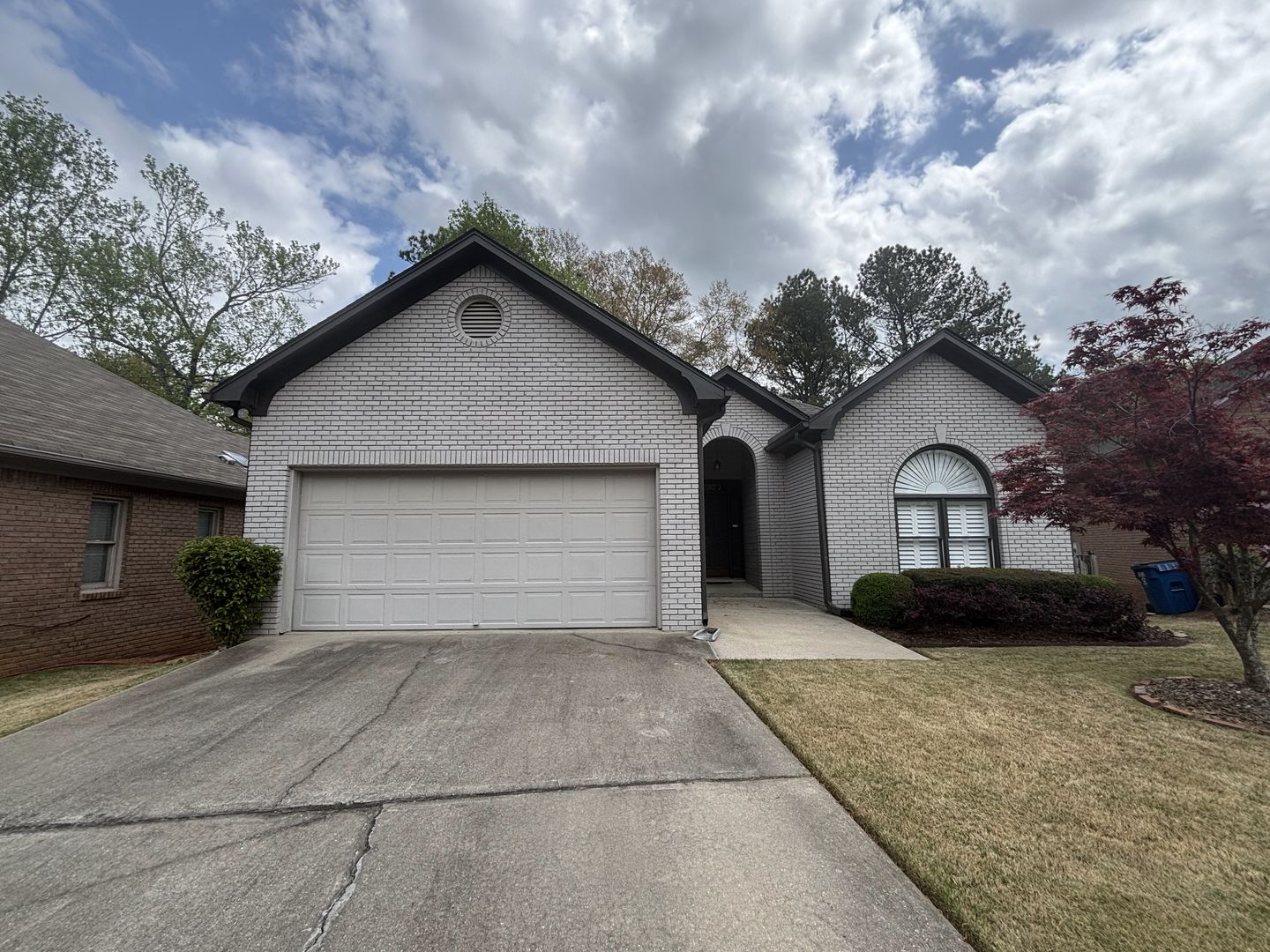 Homewood House: 1209 Ivy Brook Cir
