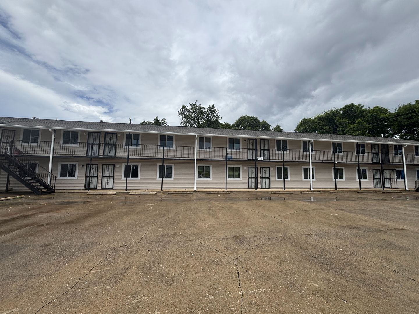 Bessemer Apartment: 405 30th St S