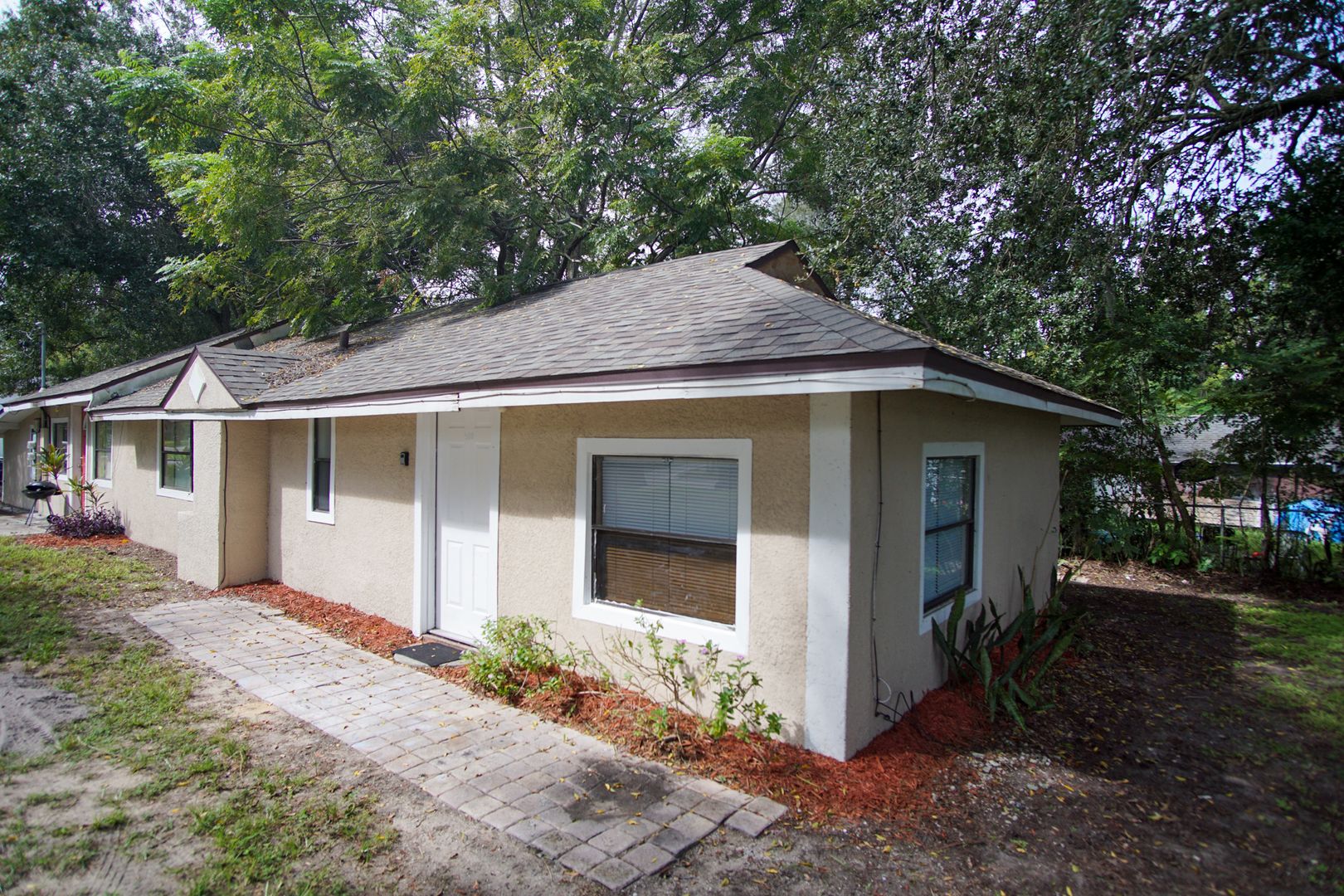 Lake Wales House: 508 S 8th St
