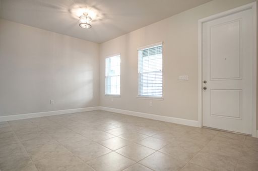 Listing photo thumbnail