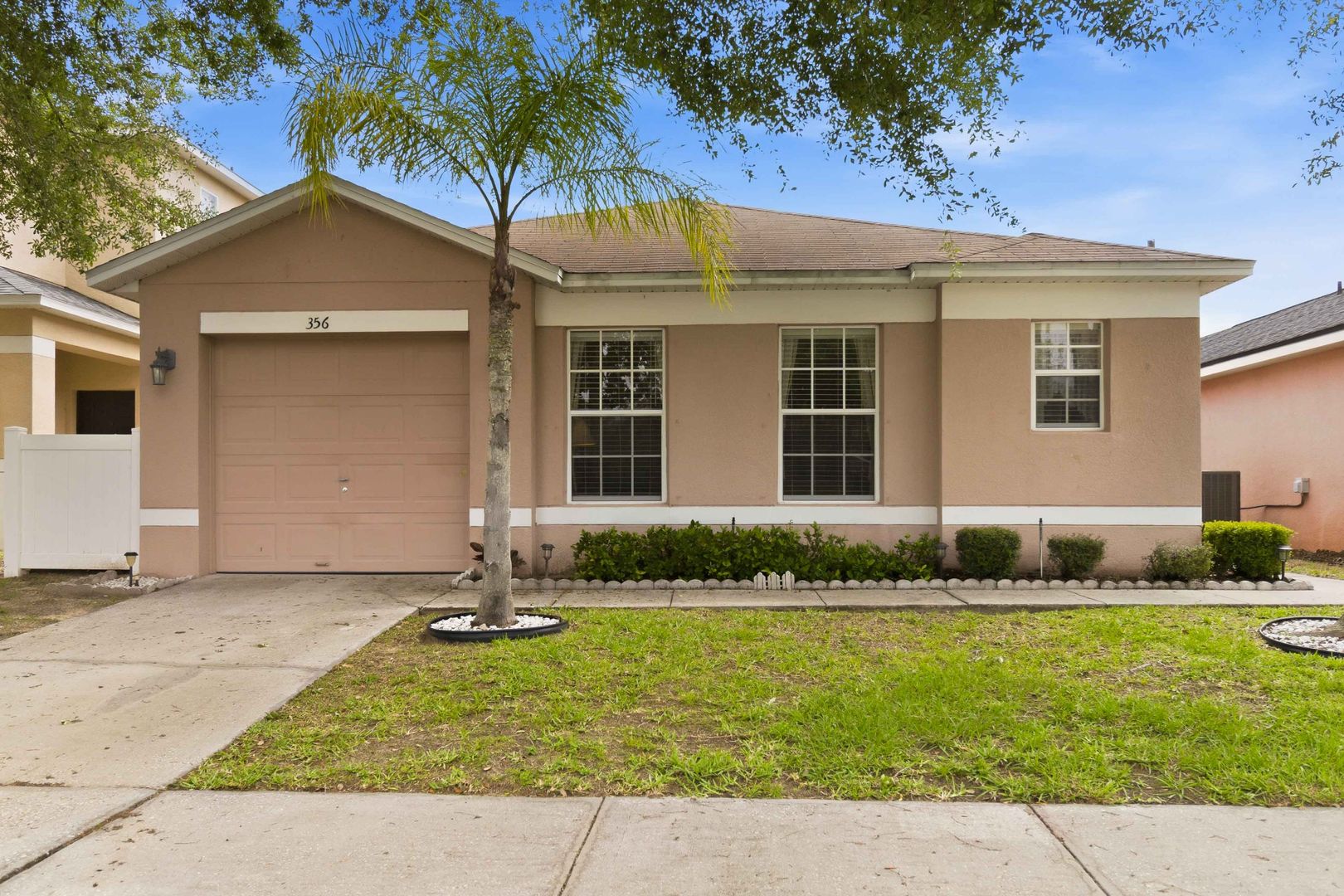 Davenport House: 356 Earlmont Place