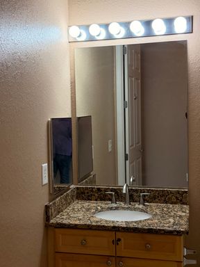 Listing photo thumbnail