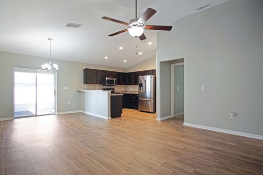 Listing photo thumbnail