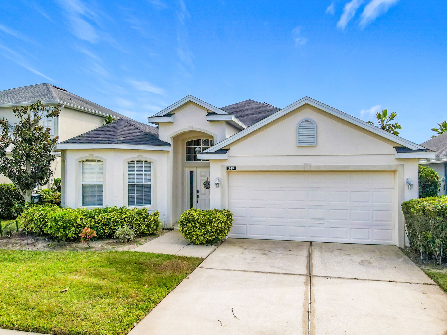 Davenport House: 349 Oxford Drive