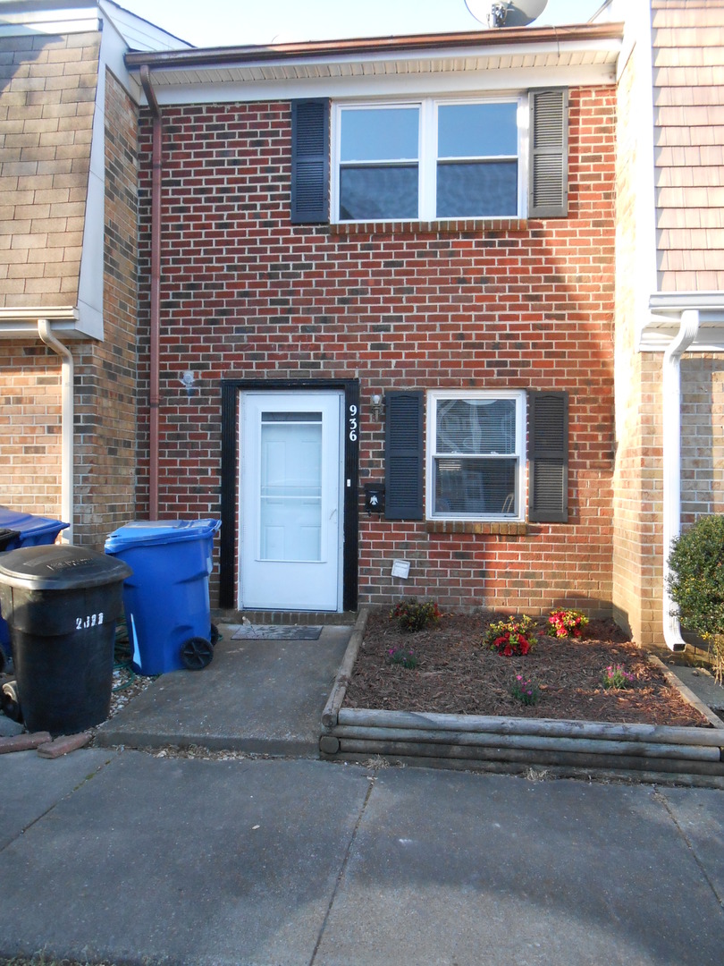 Virginia Beach House: 936 Maryland Ave