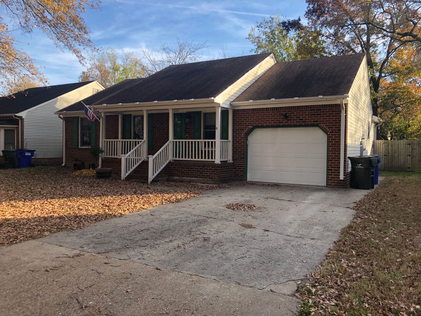 Norfolk House: 837 Lex Street