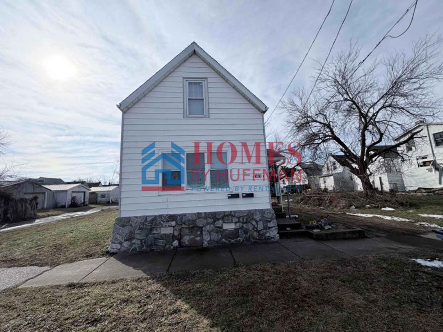 Evansville Apartment: 616 West Tennessee Street