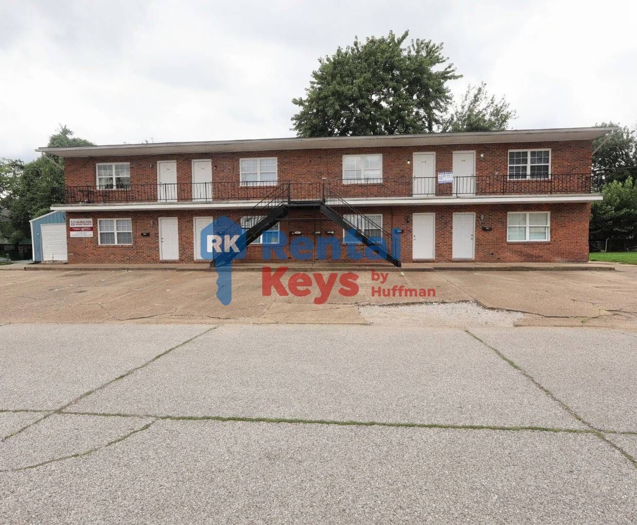 Evansville Apartment: 1409-1423 Harrelton Drive