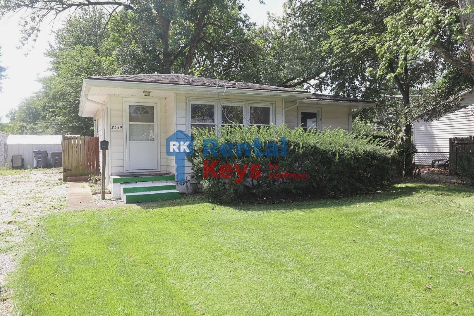Evansville House: 2559 Sweetser Avenue