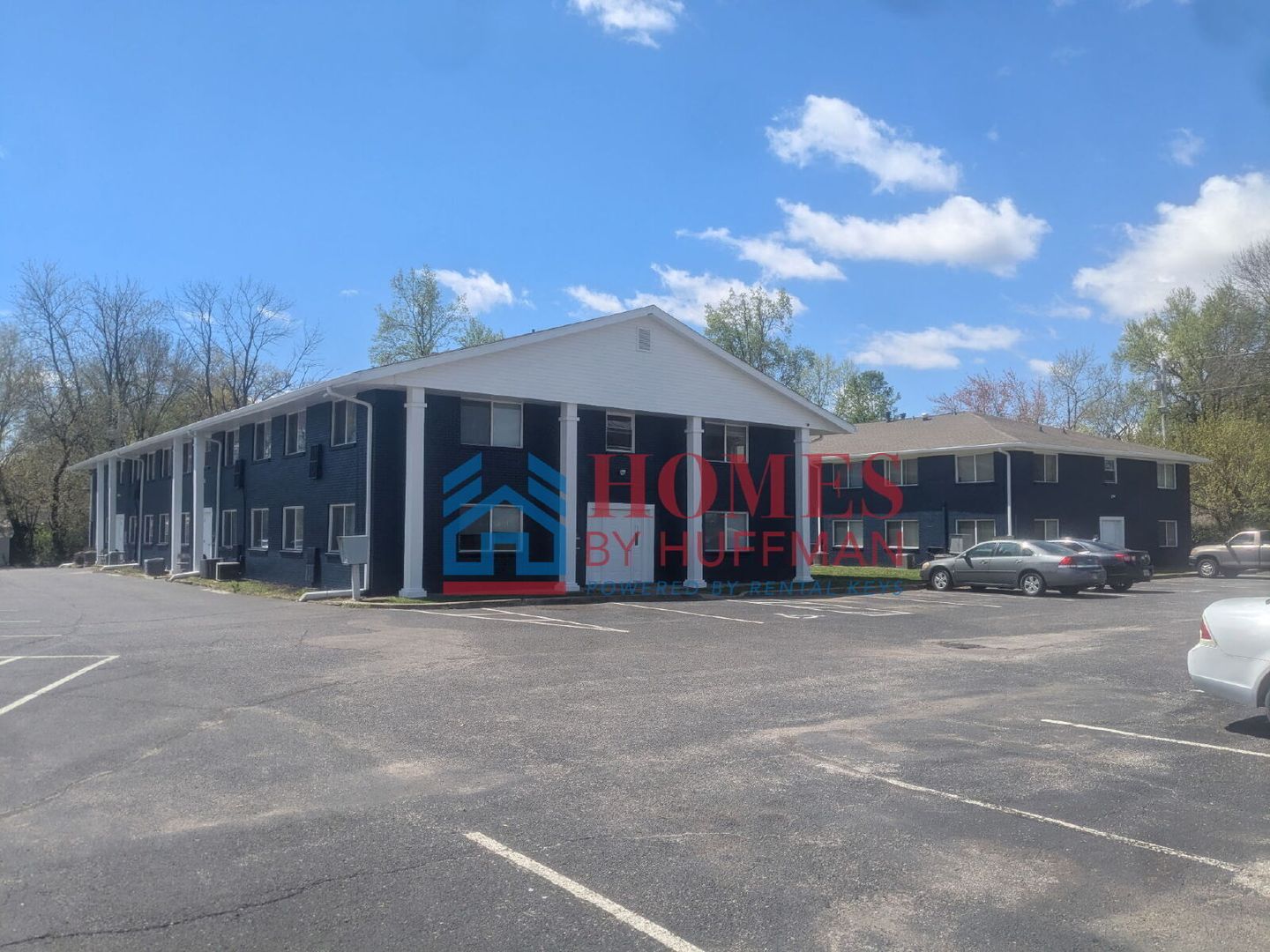 Evansville Apartment: 4609 -4689 Covert Avenue