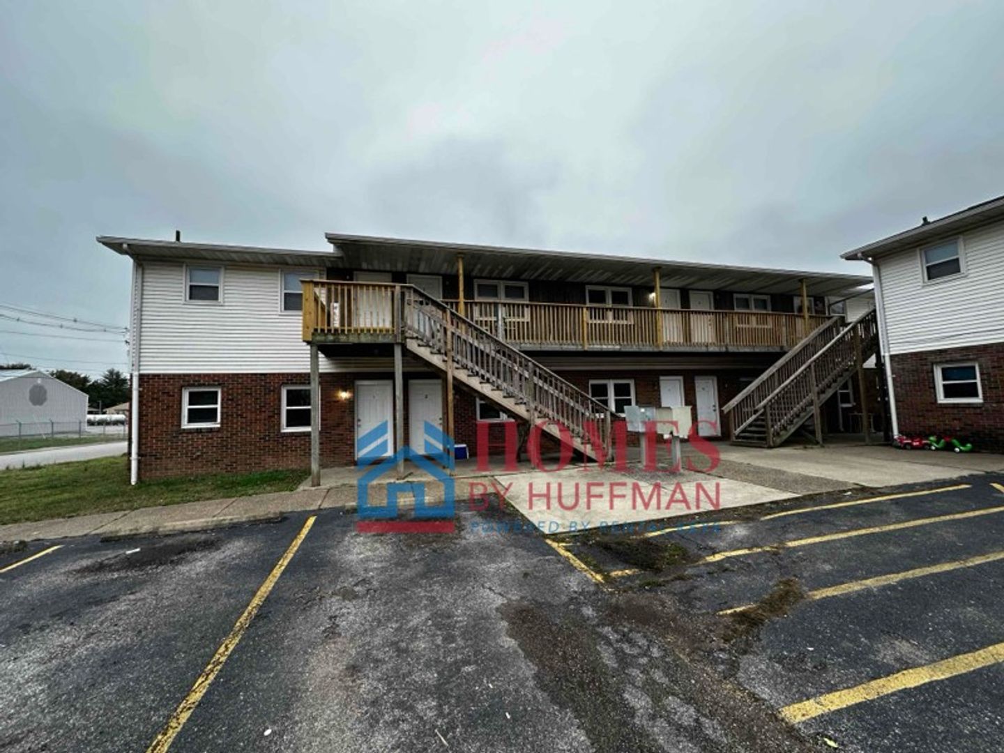 Boonville Apartment: 401 South 5th Street