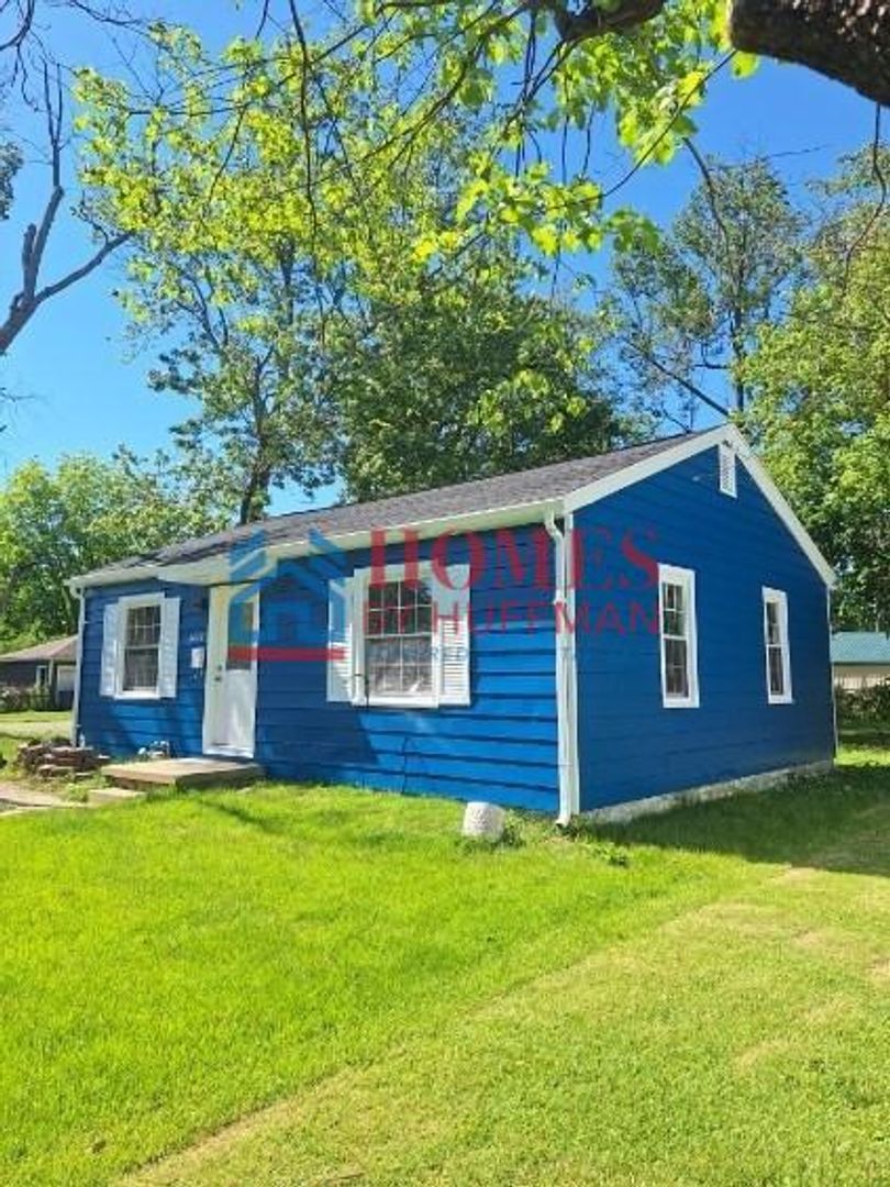 Evansville House: 1800 Waggoner Avenue