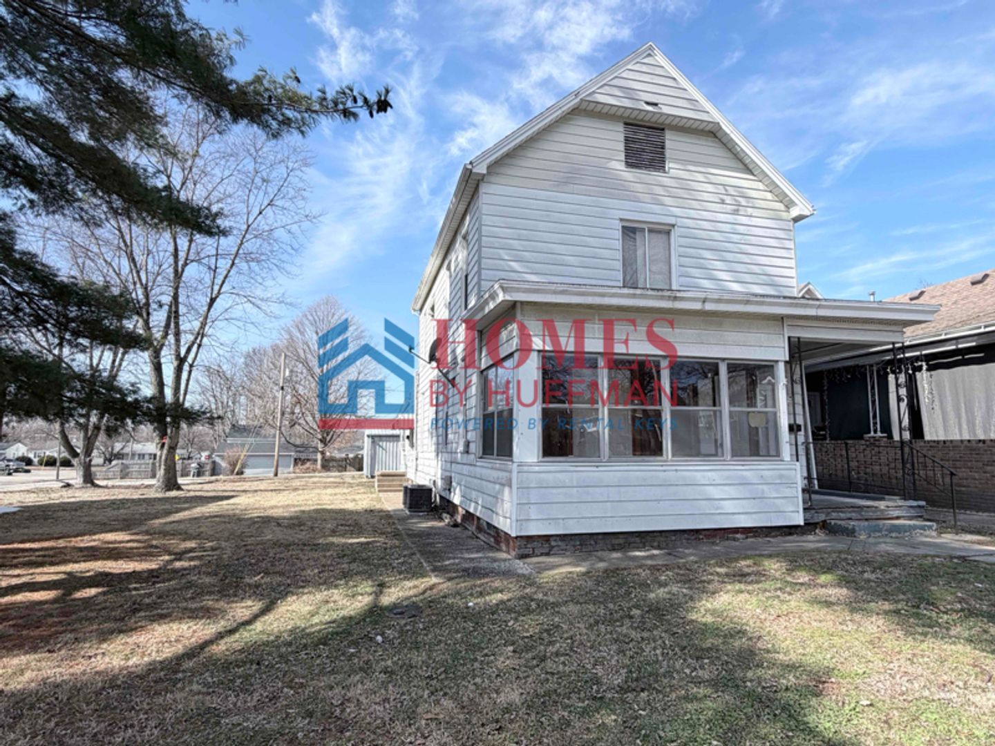 Evansville Apartment: 331 South Barker Avenue