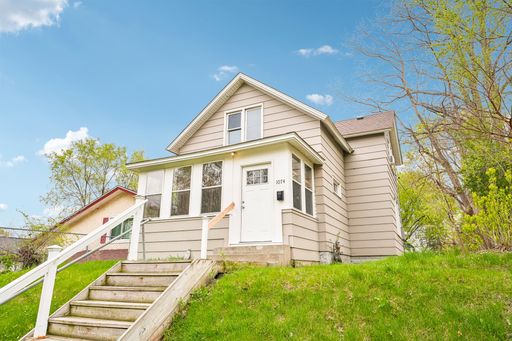 1074 Euclid St – photo 1