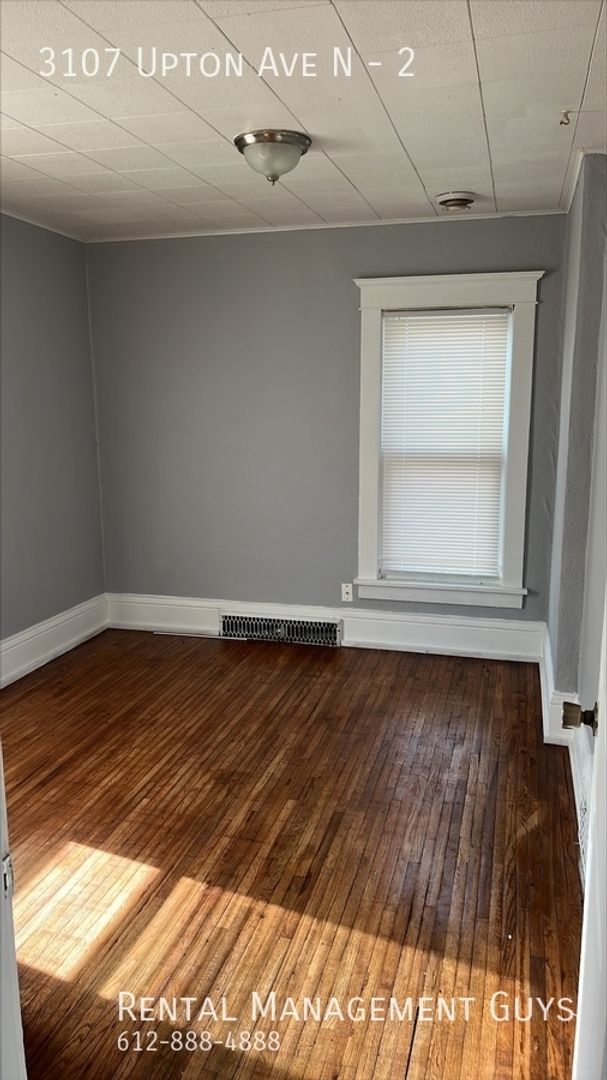 Gallery Image 0
