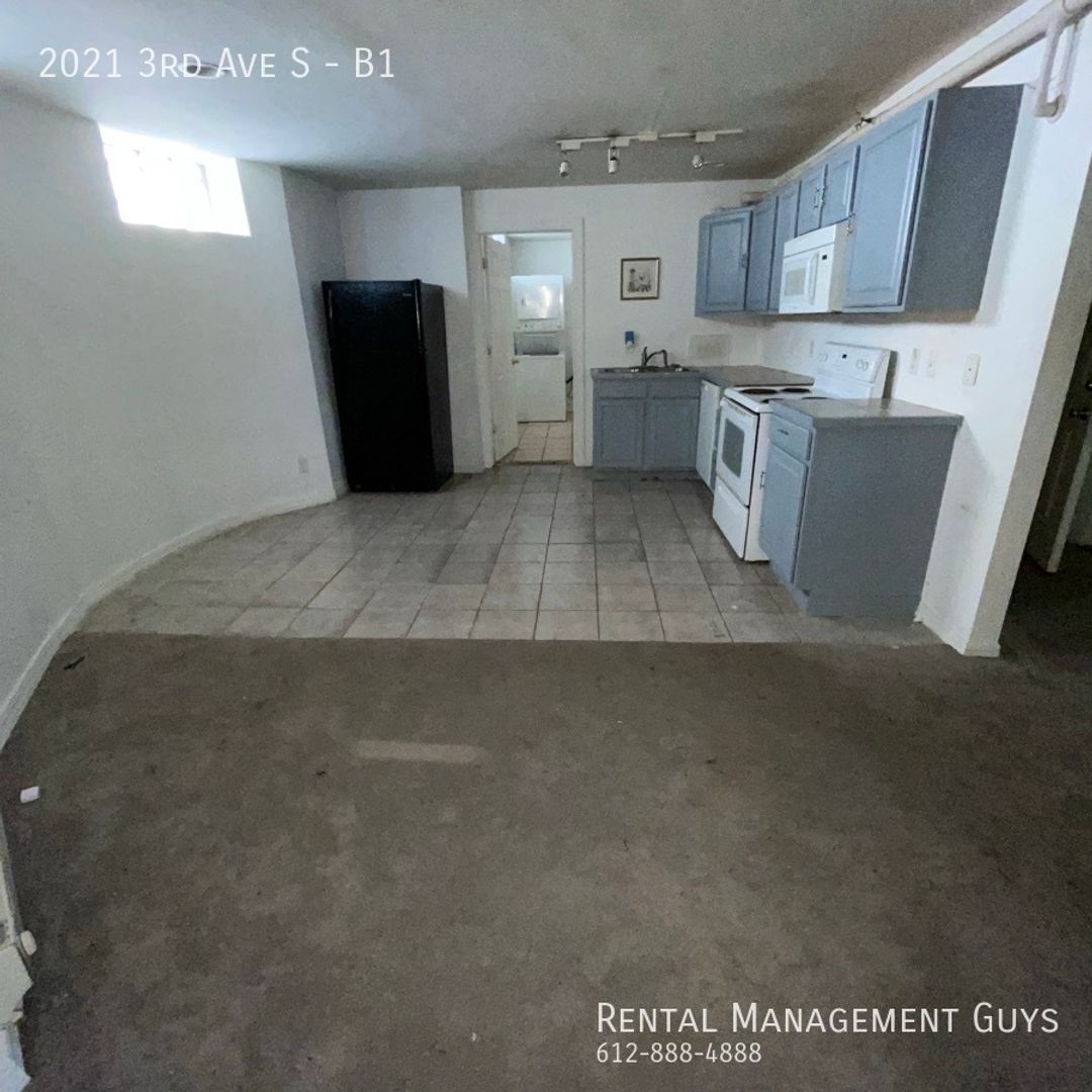 Minneapolis Apartment: 2021 3rd Ave S