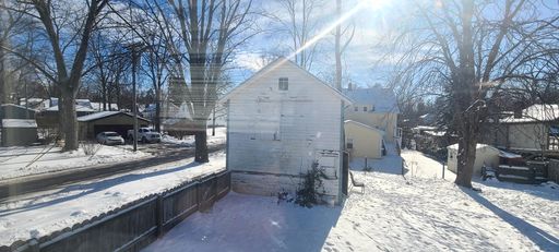 403 W Washington St. - Unit 2, Howell, MI 48843