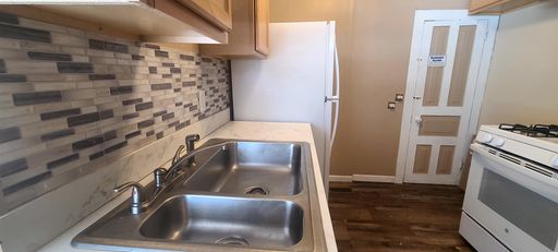 403 W Washington St. - Unit 2, Howell, MI 48843