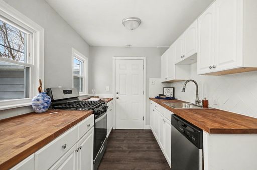 20801 Elroy, Warren, MI 48089