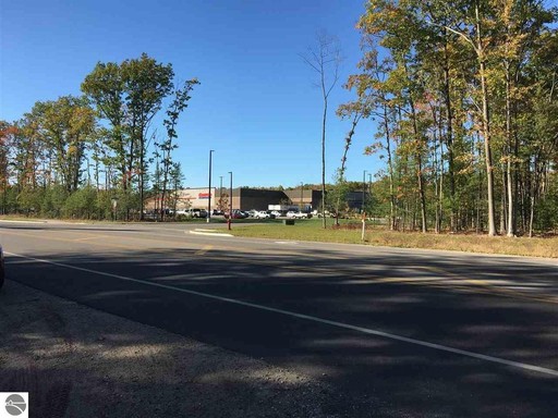 286 S. Airport Rd, Traverse City, MI 49686